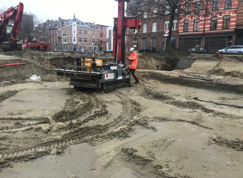 Sonisch en mechanisch boren